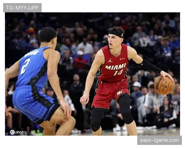 希罗迈阿密得分飙升引领球队逆转取胜