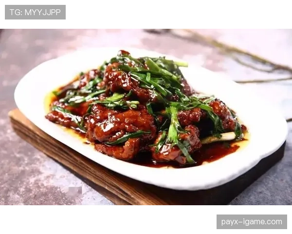 莱德基每天游50公里，吃饭像打卡米其林